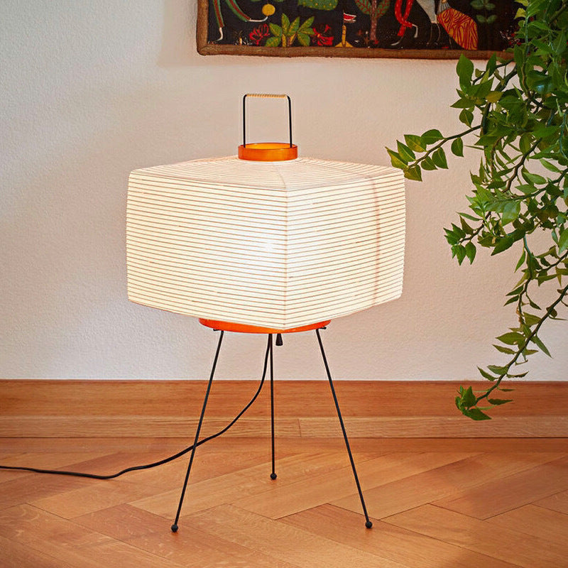 Lampe verticale dans le salon et la salle d'étude
